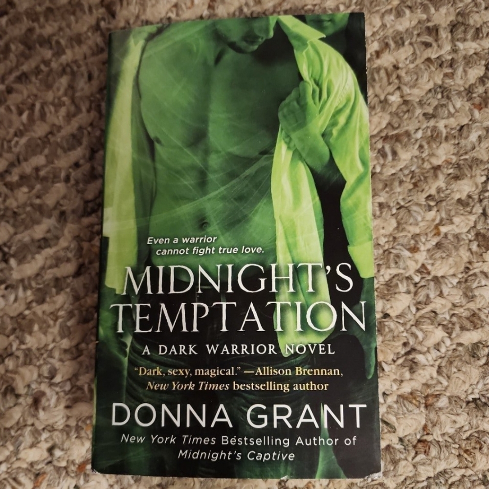 Midnight's Temptation By Donna Grant